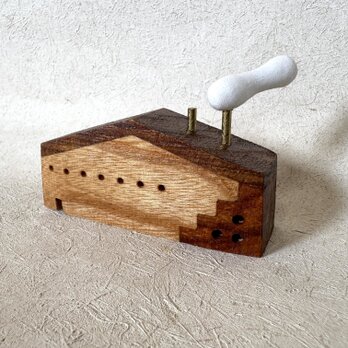 ある街の小さな家たち