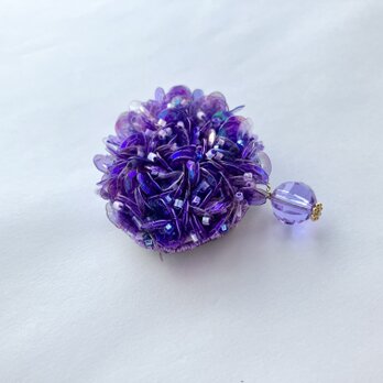 Ajisai 紫陽花カラー　刺繍スパンコールブローチ　※訳ありブローチ　紫色　きらきらブローチの画像