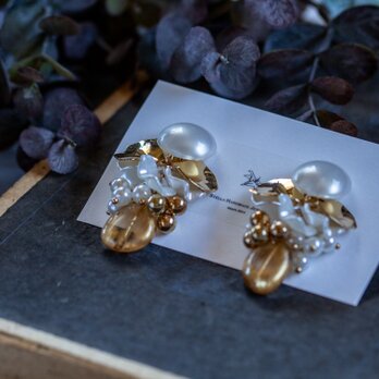 Champagne Gold Vintage Parts Clip-on earrings　089の画像