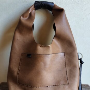 【即売】one shoulder bag　オークグレー✗黒　オイルシュリンクレザーの画像