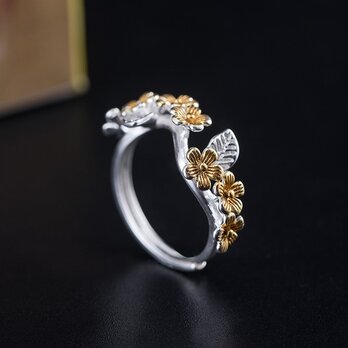 梨の花をモチーフにしたシルバーリング - 優美なデザインが魅力的な指輪 R260の画像