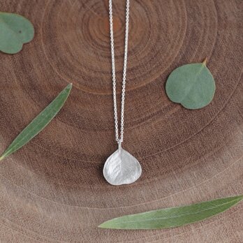 Eucalyptus small leaf necklace [P099SV]の画像