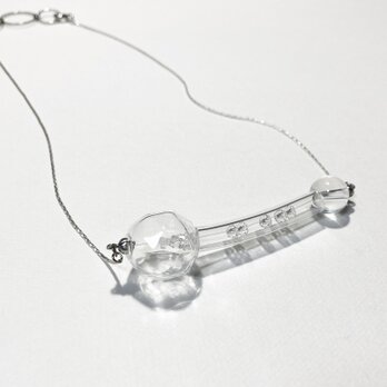 クリアガラスドームのネックレスの画像