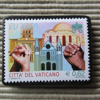 バチカン「融和」切手ブローチ 8804の画像