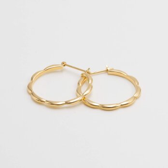 Ripple Earrings M Goldの画像