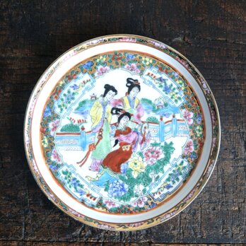 化粧をする天女◆鳥と花尽くし。中国産　色絵金彩中皿プレート　器　チャイナレトロ　シノワズリ　派手の画像
