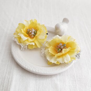 yellow flower clipの画像