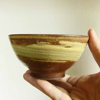 刷毛目の飯茶碗（地釉）の画像