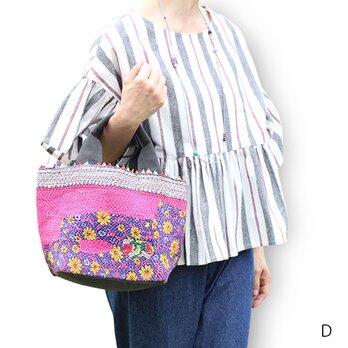 カンタ刺繍パッチワークキルトのトートバッグ【Mサイズ/D】の画像