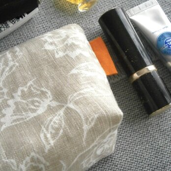 草花柄×linen 小さめpouchの画像
