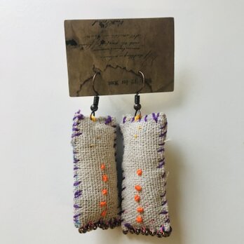 ピアス　1825 イヤリング　布アクセサリー　の画像