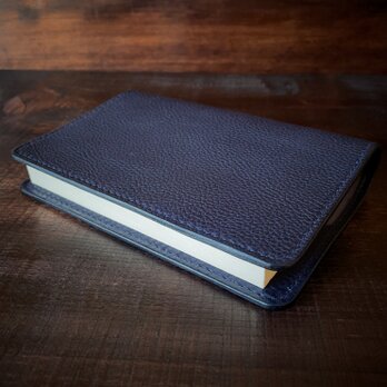 《文庫本サイズ》レザーブックカバー（Navy）の画像