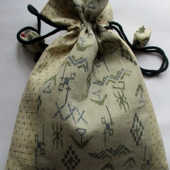 ７３０４　上布と紬の着物で作った巾着袋　＃送料無料の画像
