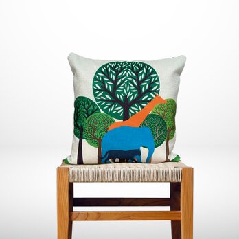 森のクッションⅡ Ⅿ size giraffe ＆ elephant ＆ tiger -ヒノキの香り-の画像