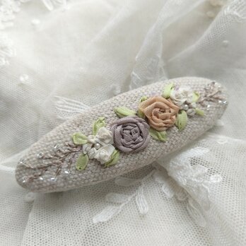 リボン刺繍*バレッタ*aの画像