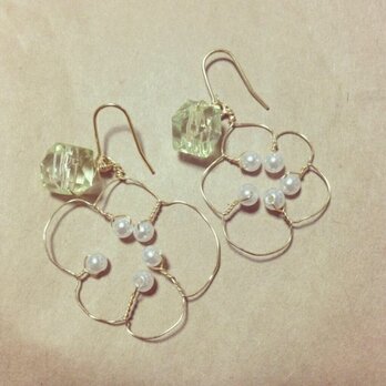お花ワイヤーピアス（大）