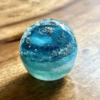 水の惑星　ペーパーウエイト　ブルーの画像