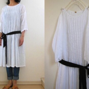 【ｍ様専用ページ】淡グレー/天日干し60リネン　飾りタックOPの画像