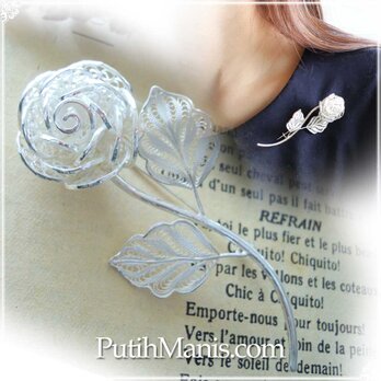 薔薇・ローズのブローチ・フィリグリーsilver925（d-04-si）銀線細工の花びらを何枚も重ねたバラの画像