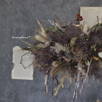 wreath「鳥のおすそわけ」№４　　スモークツリーのフライングリース№４　　　秋色　　ハロウィン　　フライングリースの画像