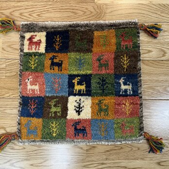 秋の目玉品】ペルシャ　ギャッベ ミニマット 40×38 タイル　カラフル　生命の木の画像