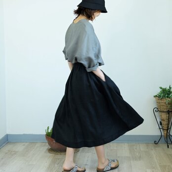 ベーシックデザインリネンギャザースカート：ブラックの画像
