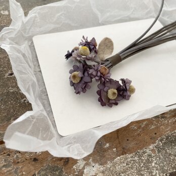 『　藤色の小花たち　antique  』　手染め装飾布花の画像