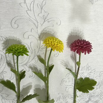 クレイの花(粘土)ポンポンマム1本の画像