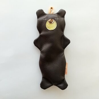 ペンの入るクマ