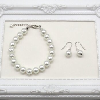 パールアクセサリーセット①　２点セット【ブレスレット・ピアス／イヤリング】