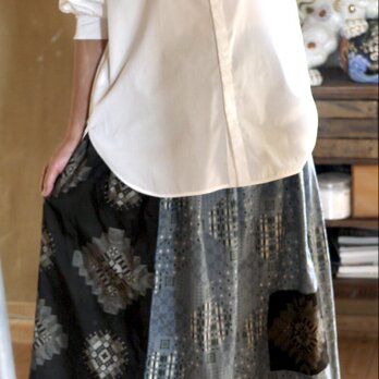 大島紬とブルーグレーの着物からリメイクパッチスカートの画像