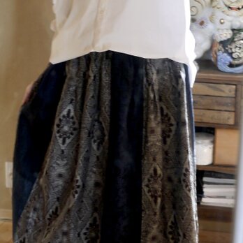 大島紬の着物からリメイクパッチスカートの画像