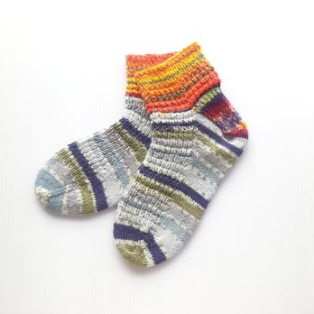 ウールの手編み靴下/しめつけない靴下　「夏から秋へ」　の画像