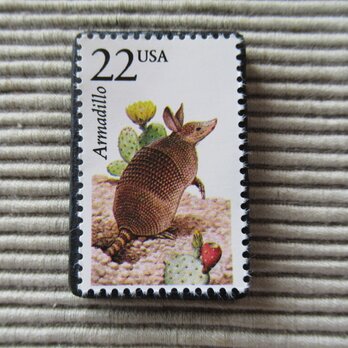 アメリカ　野生動物切手ブローチ 8887の画像