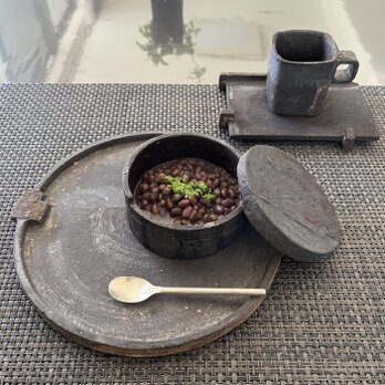 黒釉&黒泥彩＆黒錆釉　リバーシブル丸皿　(maru reversible 21㎝)　7寸丸皿