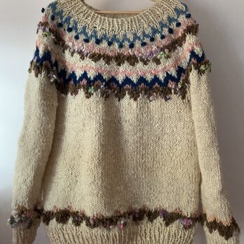手紡ぎアートヤーン　手編みセーターの画像