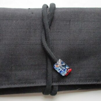 ７３９８　黒の紬の着物で作った和風財布・ポーチ　#送料無料の画像