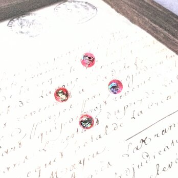 ブルー螺鈿と赤のまんまるピアスイヤリング1787の画像
