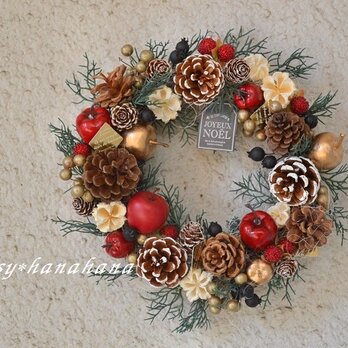 りんごとベリーのフルーティXmas＊wreathの画像