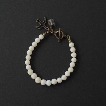 白珊瑚のブレスレット