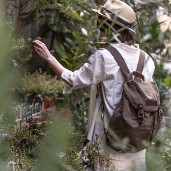 marco-オリーブ（タンニン染め帆布×レザーリュック）