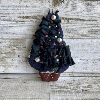 SALE！大人かわいいクリスマスツリー★(壁掛け) 壁飾り　フリース　コットン　フエルト　パール　ビーズの画像