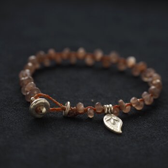 'brown Moonstone' braid braceletの画像