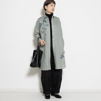 リネン・ロングシャツうぐいす＜手描き更紗牡丹＞の画像