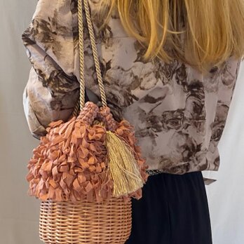 【1点在庫あり】「モカ」籐とかぎ針編みのバッグMeggBag poche /かごバッグ
