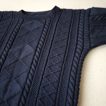 ダークネイビー　手編みガンジーセーターの画像