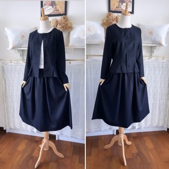 濃紺・薄手ウールのセットアップ『ブラウスジャケット・ハオリモノ・タック＆ギャザーのサイズフリースカート』の画像