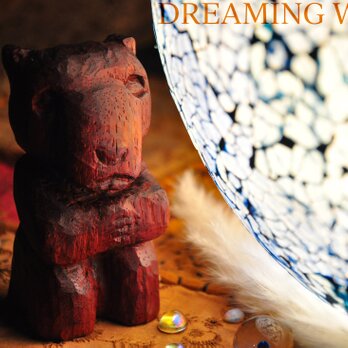 夢をみるマレーグマ　The dreaming sun bear is an ornament　の画像