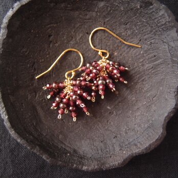 【K14gf・受注制作】Garnet × Pearl Earrings／ガーネット×パール プチピアスの画像