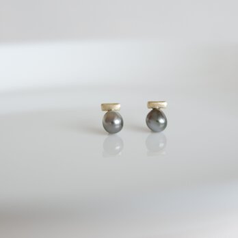 タヒチ真珠とゴールドのピアス K10の画像